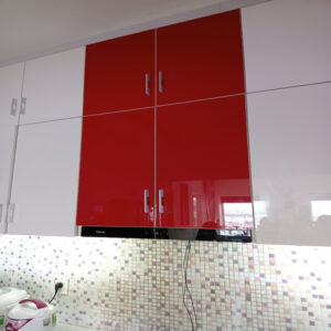 Tủ bếp làm từ tấm nhựa PVC phủ Acrylic