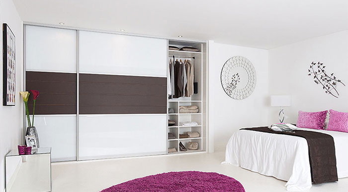 Tủ nhựa âm tường làm bằng tấm nhựa vân gỗ