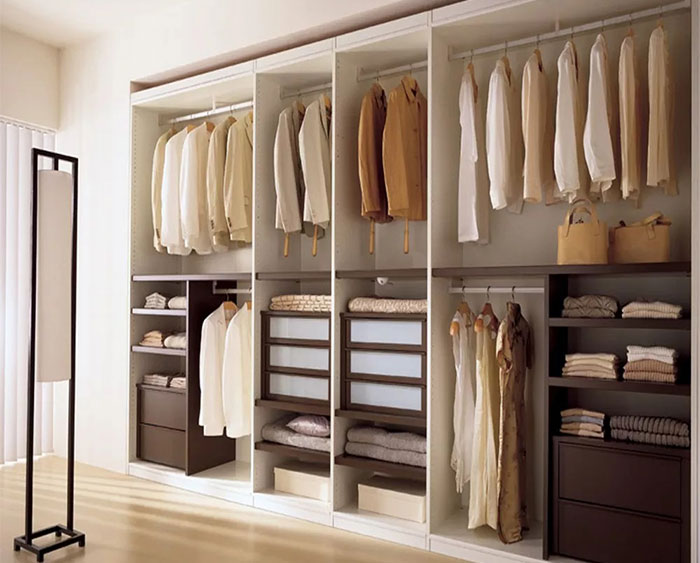 Tủ nhựa âm tường làm bằng tấm nhựa vân gỗ