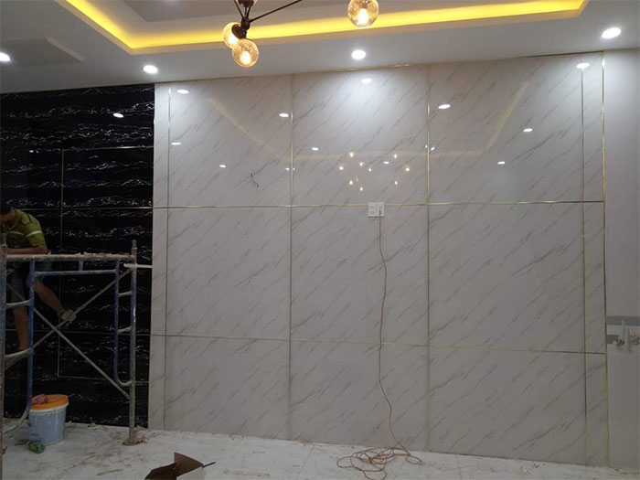 Cách vệ sinh tấm nhựa ốp tường