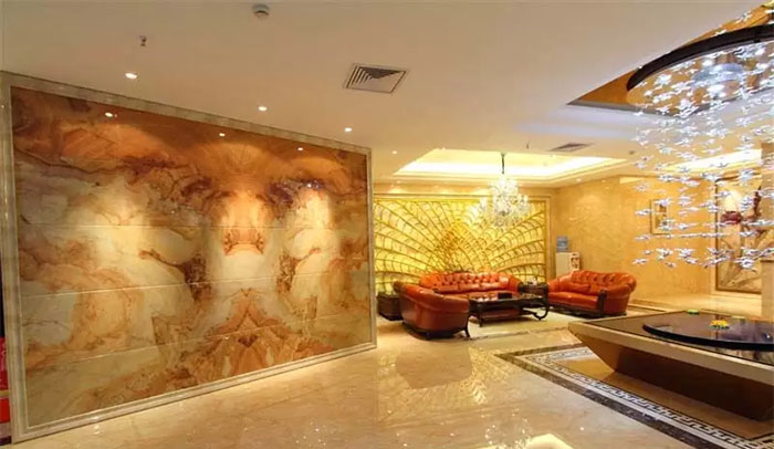 Người mệnh Hỏa nên chọn tấm nhựa PVC ốp tường nào là phù hơp?