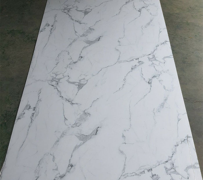 tấm nhựa pvc vân đá và giấy dán tường