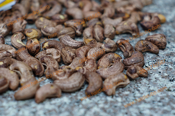 Tự làm hạt điều rang muối tại nhà