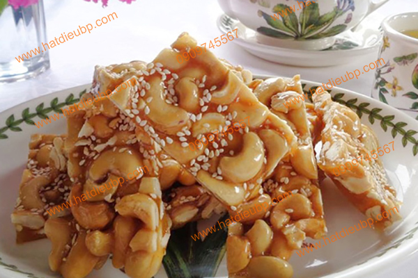 Tự làm kẹo hạt điều tại nhà