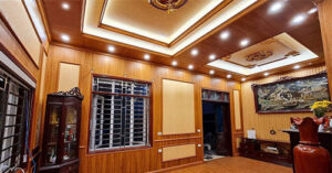 lợi ích khi kết hợp tấm nhựa PVC ốp trần với phào chỉ