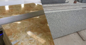 nên lựa chọn tấm nhựa PVC vân đá ốp tường hay tấm đá tự nhiên?