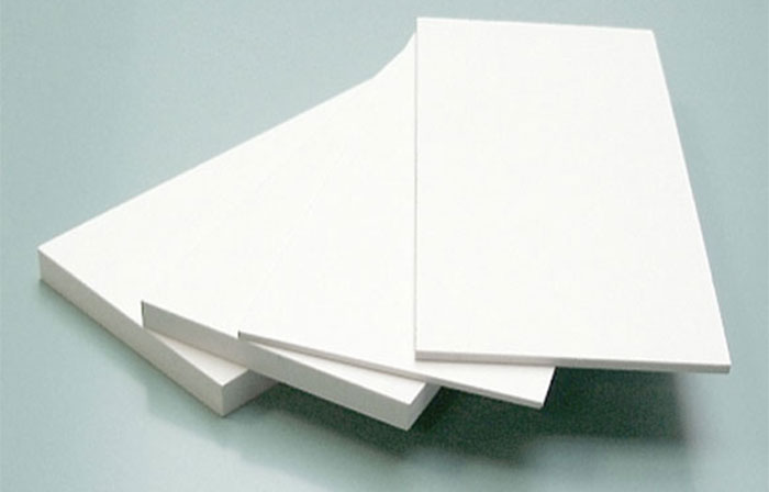 phân biệt tấm nhựa ốp tường pvc đặc và tấm nhựa nano