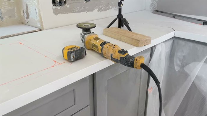 cách lắp đặt tủ lavabo bằng tấm PVC cho phòng tắm