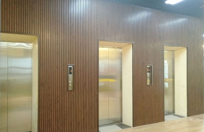 ứng dụng của tấm ốp tường lam sóng PVC trong karaoke, nhà hàng, khách sạn