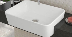 Tủ chậu lavabo bán âm bàn là gì?