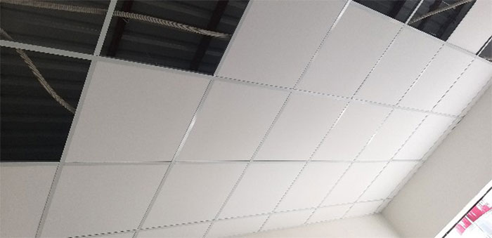 Tấm nhựa thả trần là gì?