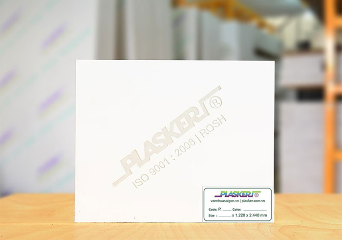 Tấm nhựa thả trần là gì?