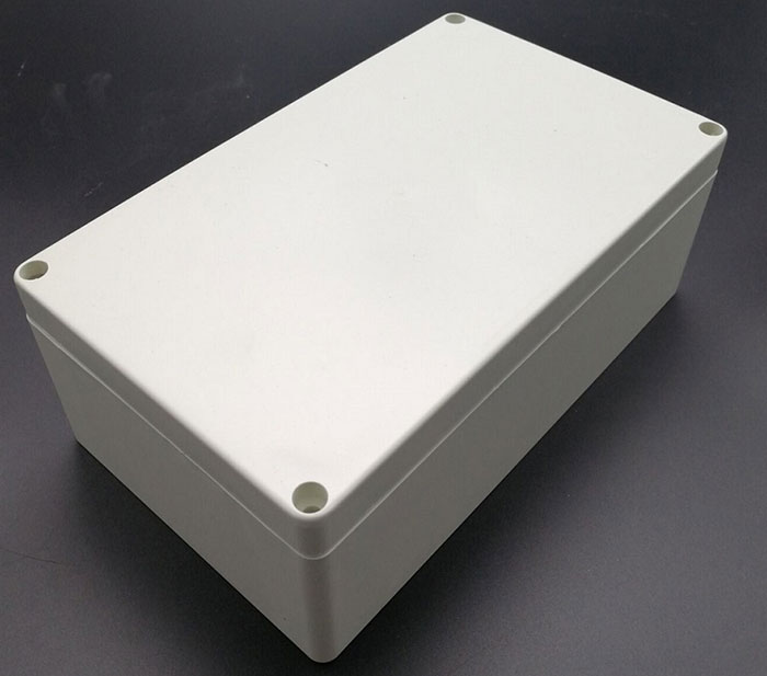 Chế tạo linh kiện điện tử từ tấm nhựa PVC kỹ thuật