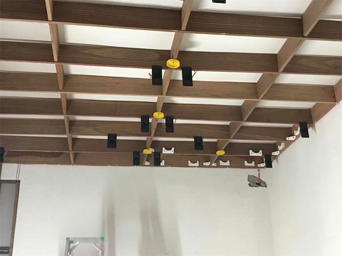 Làm tổ yến bằng tấm nhựa PVC