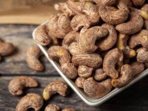 Những điều bạn nên biết về hạt điều rang muối Bình Phước 